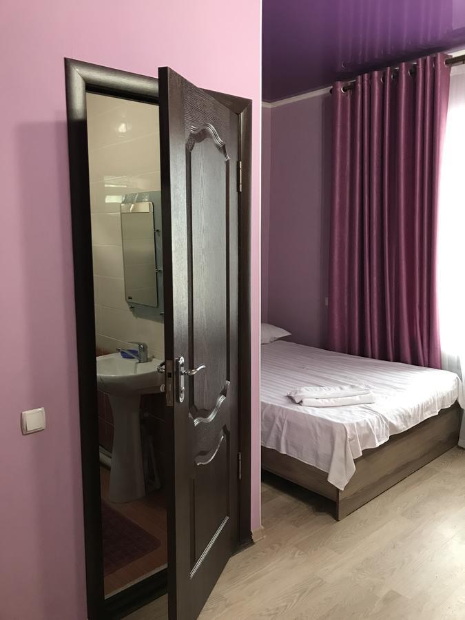 Hotel Prestizh Taraz Eksteriør bilde